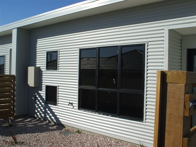 Brand New 1 Bedroom Unit - Riverside Picture 1