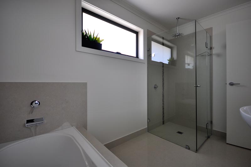 Perth - Stylish and Brand New Picture 3