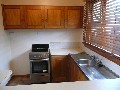 Spacious Unit in Norwood Picture