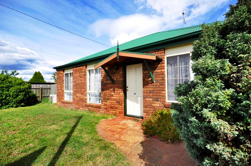 Villa Unit - Close to University Picture 1