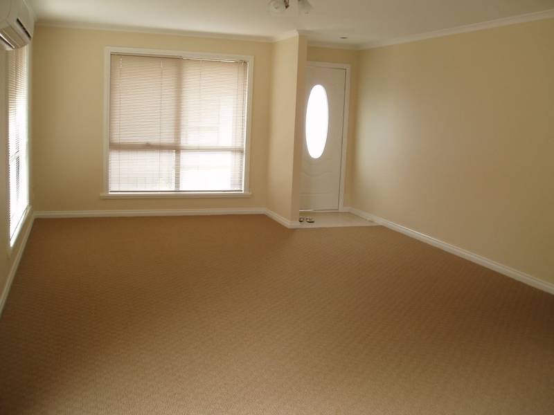 Executive Quality Unit Picture 3