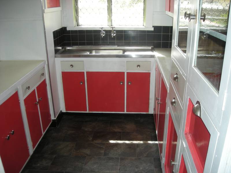 Perfectly Positioned Picture 2