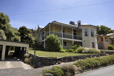 Character Home Circa 1910 Picture