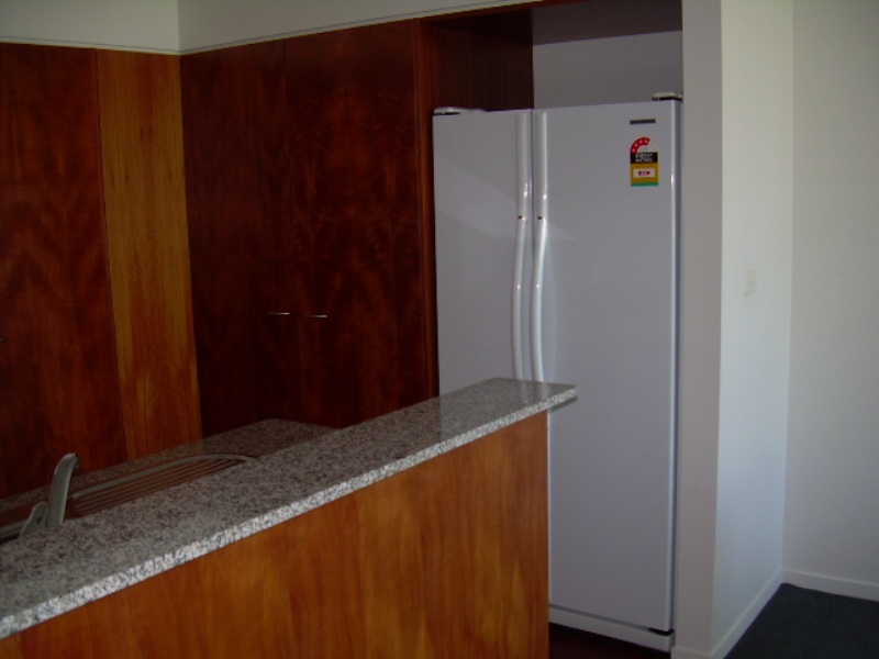 Luxury Inner City Living! Picture 3