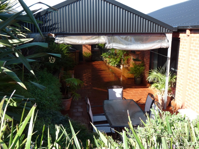 As Good As New! Picture 3