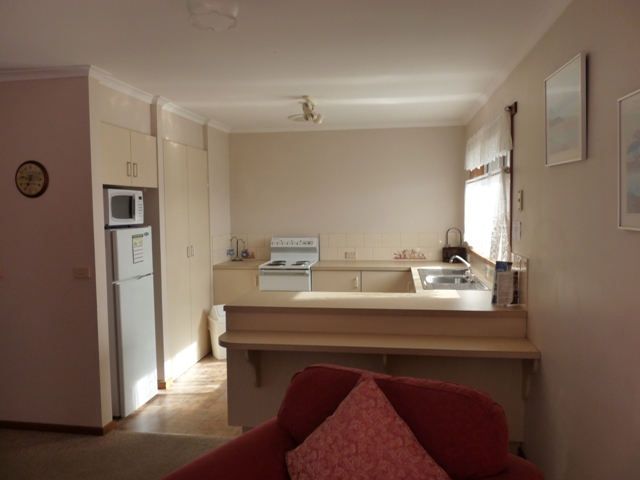 Delightful Central Townhouse Picture 2