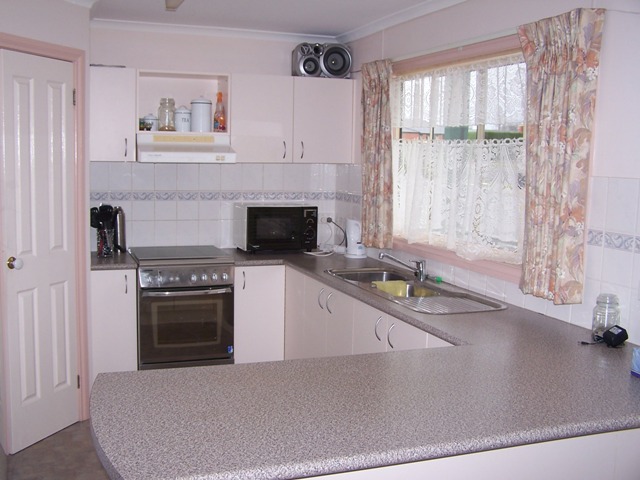 Entertainers Paradise Picture 2