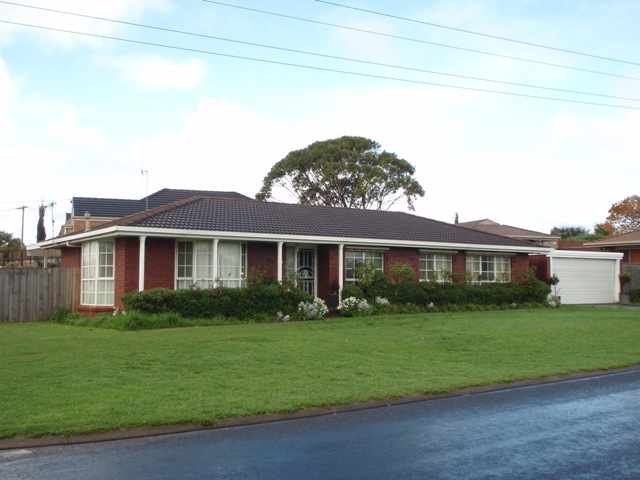 Four Bedroom Splendour Picture 1