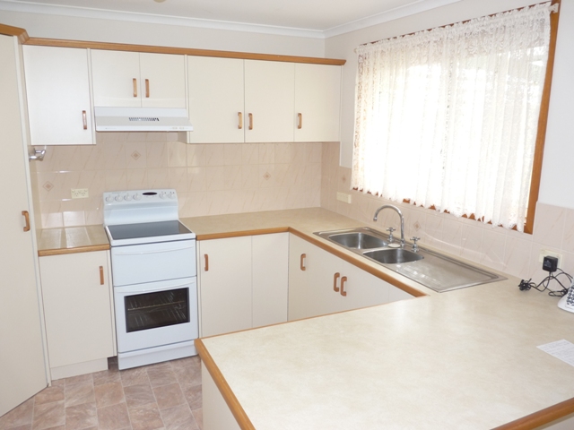 North Warrnambool, Immaculate Condition Picture 3