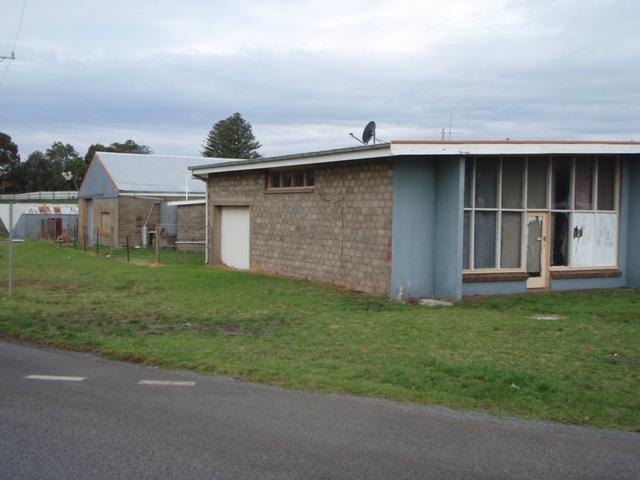 Business Opportunity Awaits Picture 3