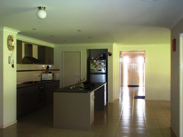 Splendour & Space In Koroit! Picture 2