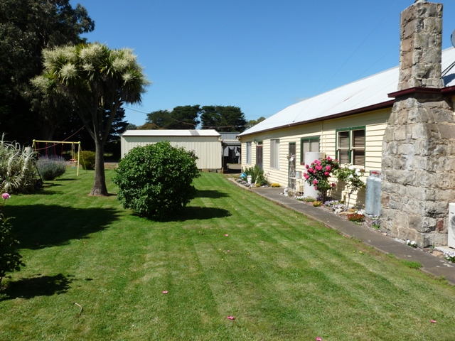 Large Family Home Picture 2