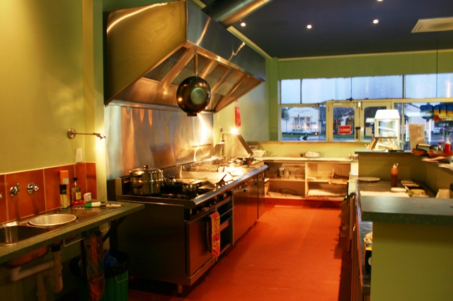 Mortlake Shop & Residence Picture 1