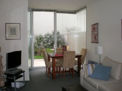 Centurion Ground floor FULLY FURNISHED, 83 Whiteman St: Feel At Home! L/B Picture