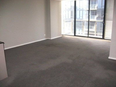 City Tower 24th floor, 183 City Rd: Discounted rent of $500 until July! L/B Picture