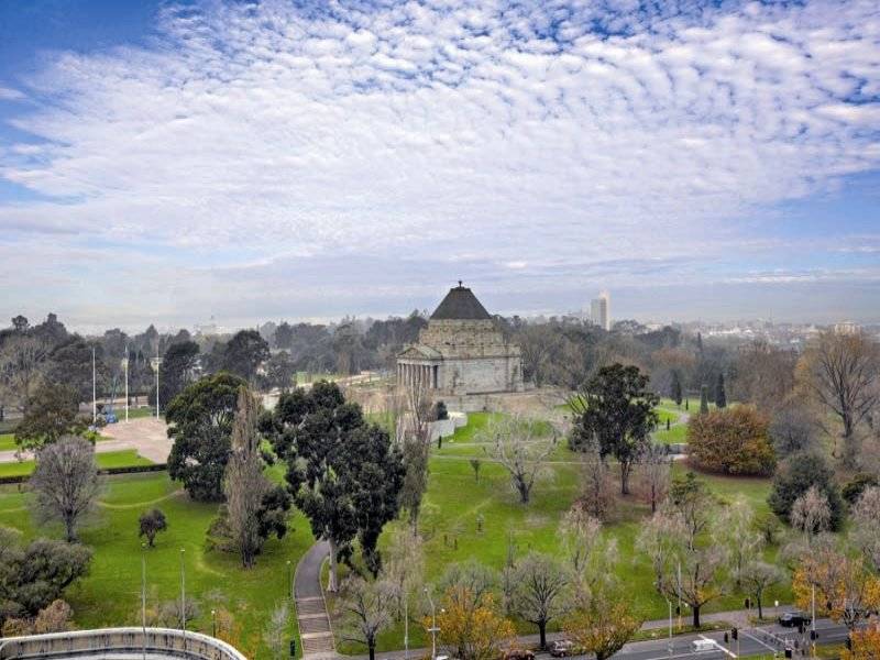 Quest On Dorcas 18th floor FULLY FURNISHED, 8 Dorcas St: Immaculately Presented! Picture 2