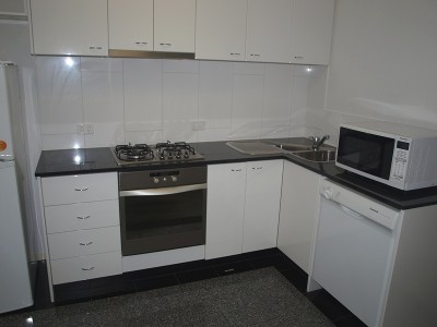 Southpoint 8th floor, 22 Kavanagh St: Superb Location! Picture
