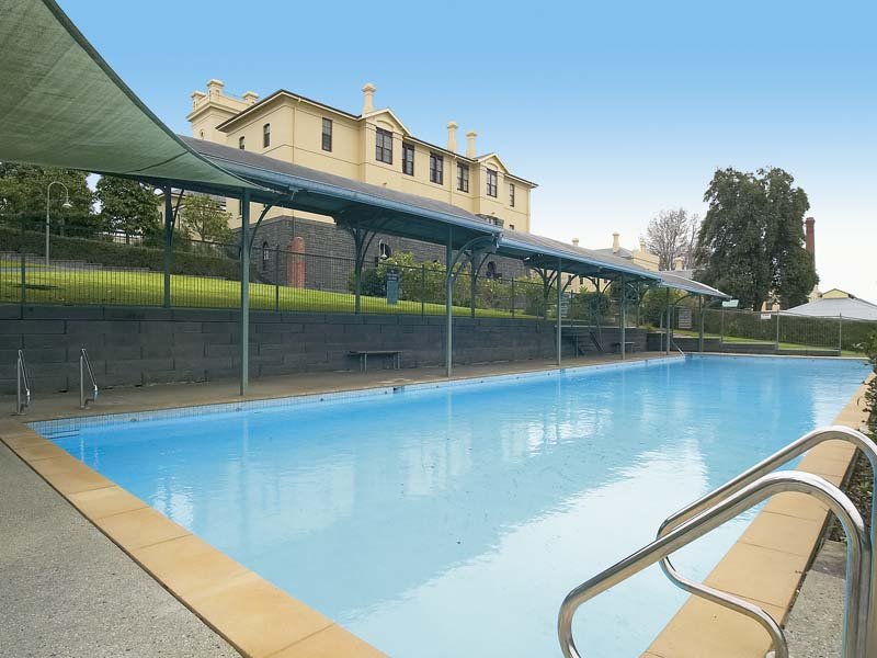 Willsmere, 99 Wiltshire Dr: Your Search Ends Here! Picture 2