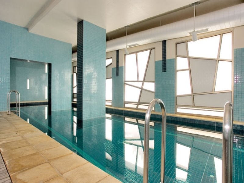 A hassle free inner city home - with extras! Picture 2