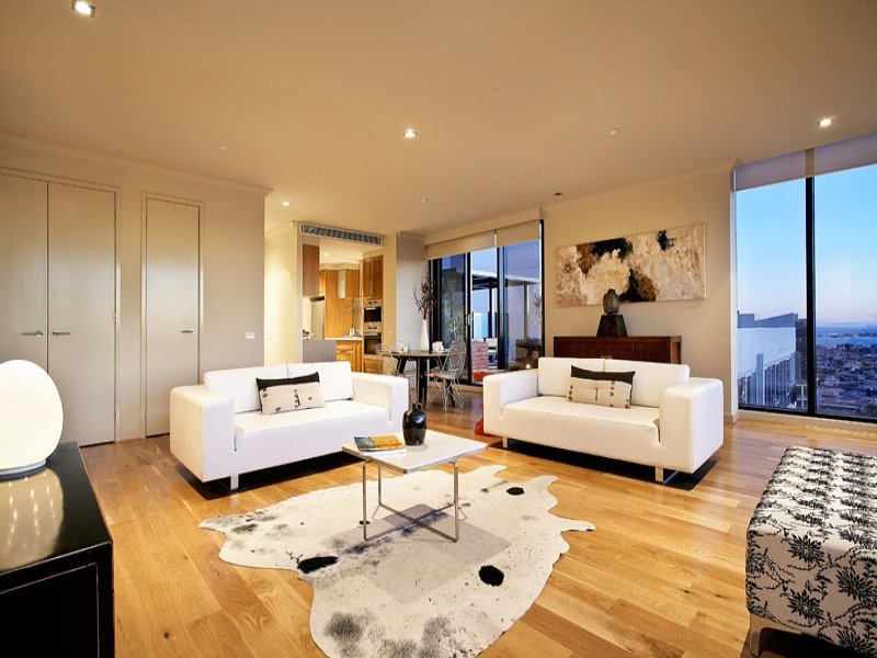 Entertain in style in this sensational Southbank penthouse! Picture 2