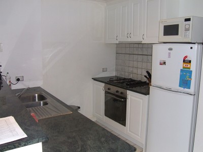 Boulevarde 9th floor FULLY FURNISHED, 632 St Kilda Rd: Convenient Location! Picture