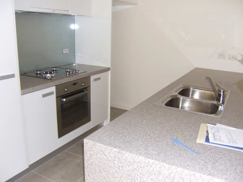 Cityside 13th floor, 58 Jeffcott St: Impressive 3 Bedroom Apartment! L/B Picture 2