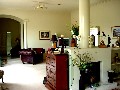 Kew Gardens: Tranquil Estate In Prestigious Kew! Picture