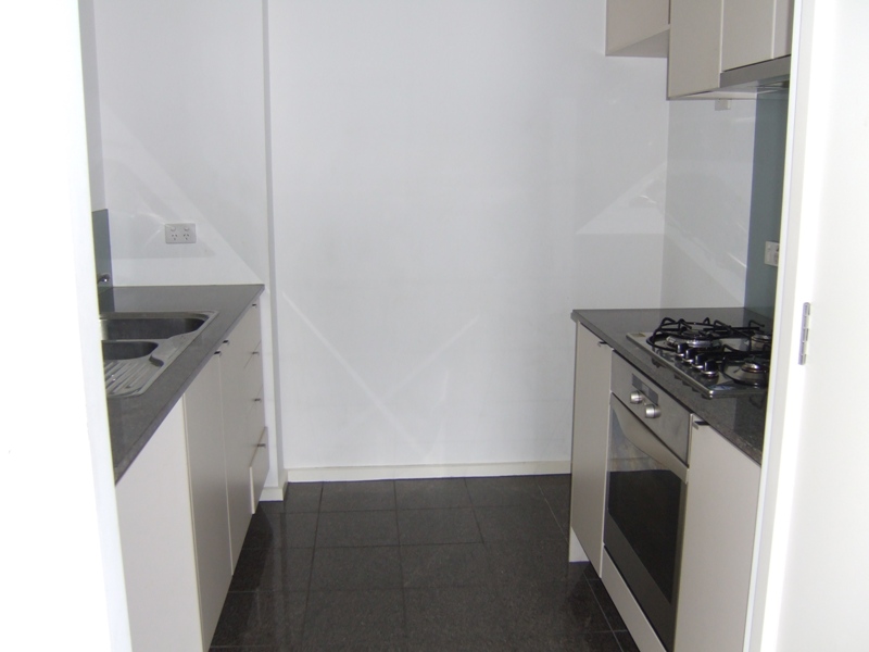 Melbourne Tower 19th floor, 173 City Rd: Walk To Work! Picture 2