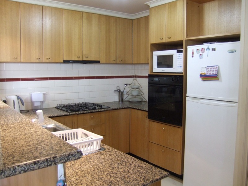 Sovereign FULLY FURNISHED, 8 Wells St: Your Search Ends Here! Picture 1