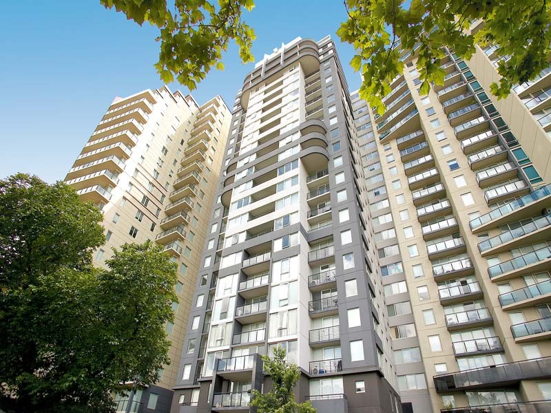 City Condos 6th floor, 416 St Kilda Rd: Excellent Central Location! Picture 1
