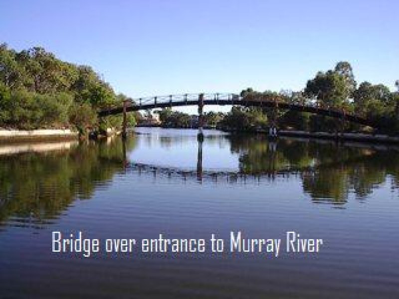 CANAL FRONT LAND Picture 3