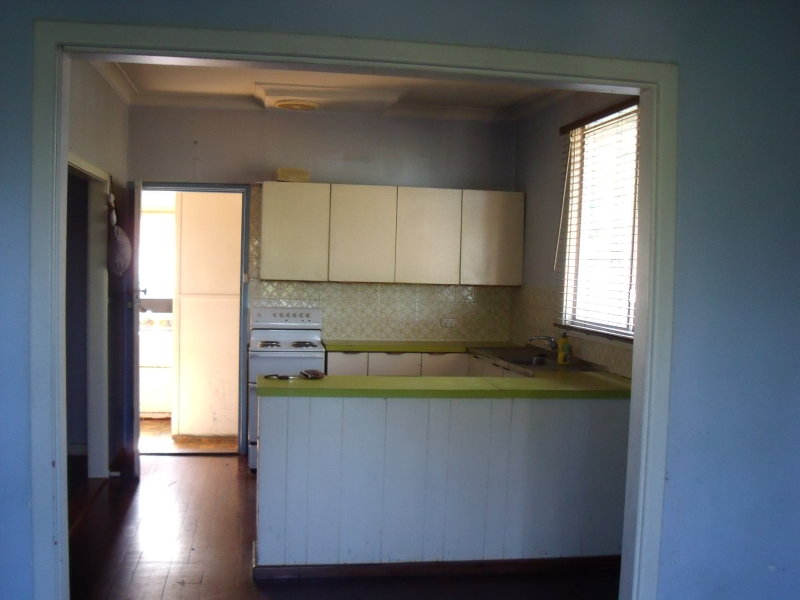 COUNTRY COTTAGE Picture 2