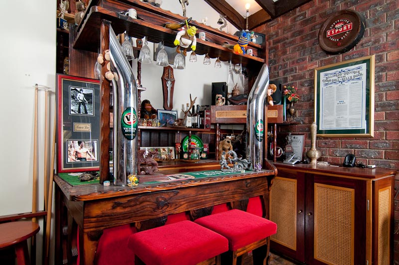 COUNTRY LIVING AT ITS BEST Picture 3