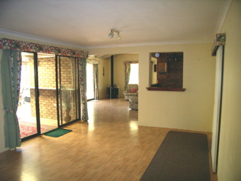 OCEAN SIDE LIVING Picture 3