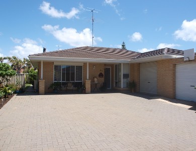 WALK TO BEACH! Picture