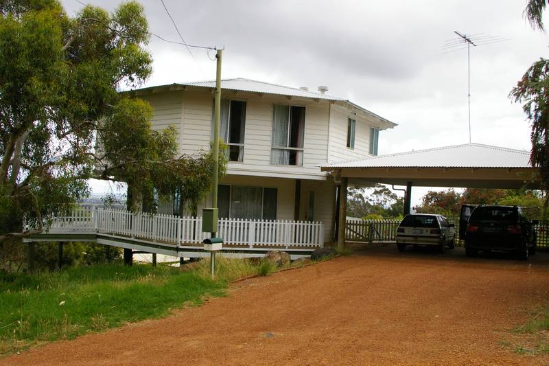 EXECUTIVE STYLE RESIDENCE ! Picture 2