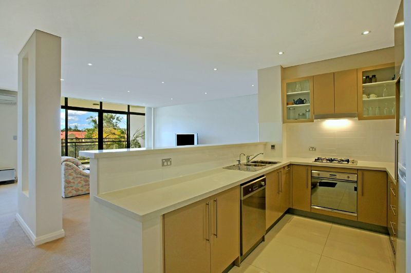 Boutique living in stunning surrounds Picture 3