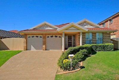 Classy and Single with side access Picture Classy and Single with side access Picture