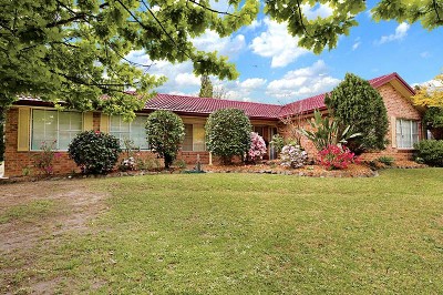 New England Estate Picture