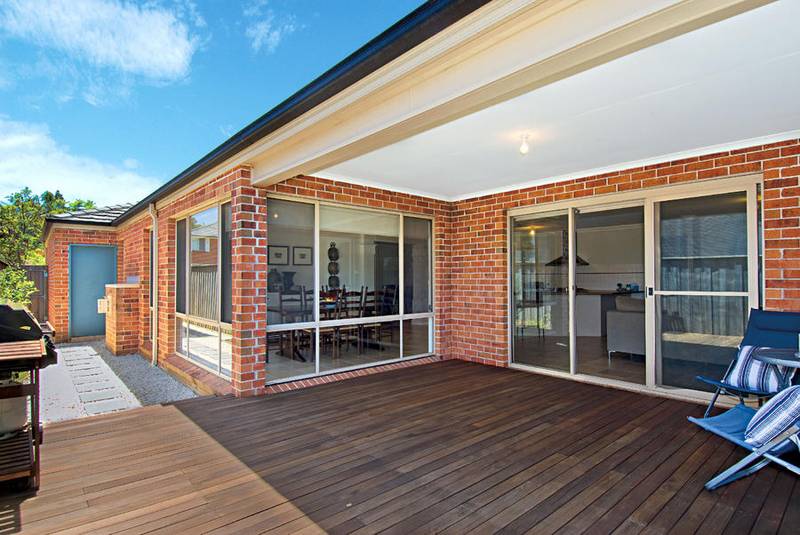 Quality Eden Brae Single Level Picture 3