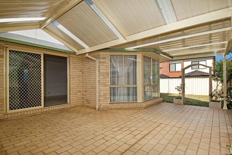 Single and Classy Picture 3