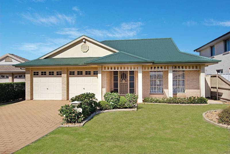 Single and Classy Picture 1