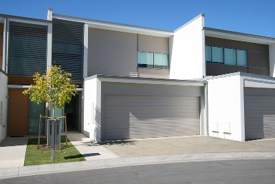 Optimum Privacy with security of Community Picture Optimum Privacy with security of Community Picture