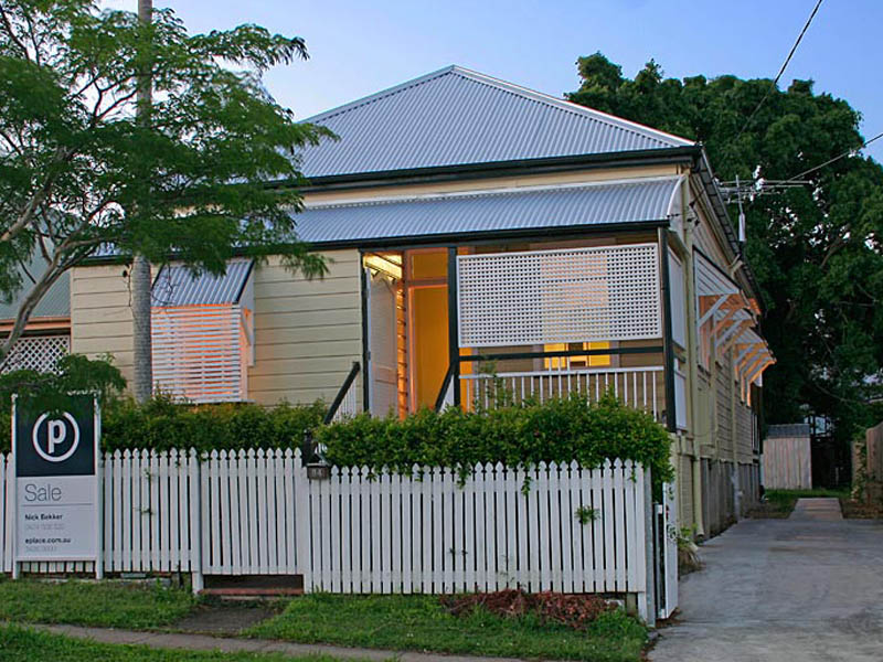 Spacious Inner-city Worker's Cottage Picture 1