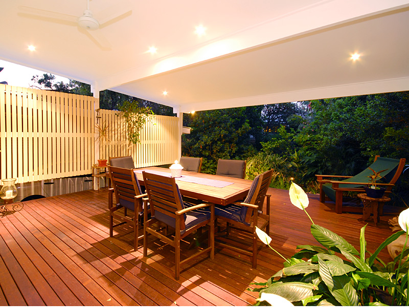 In a Class of its Own - Stylish and Charming Picture 2