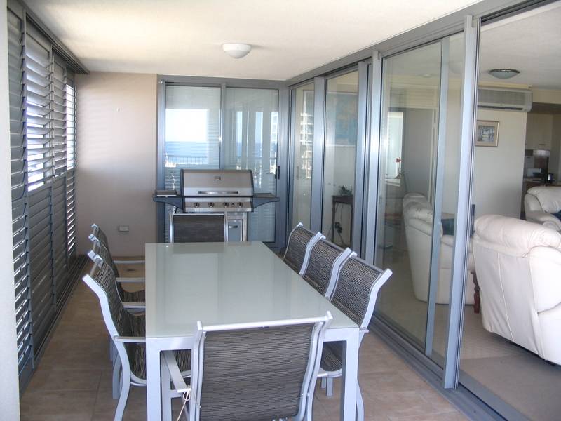 HIGH & MIGHTY, MASSIVE 3 BEDROOM APARTMENT ON A HIGH FLOOR IN THE EAST TOWER OF THE POPULAR "NEXUS" COMPLEX IN Picture 3