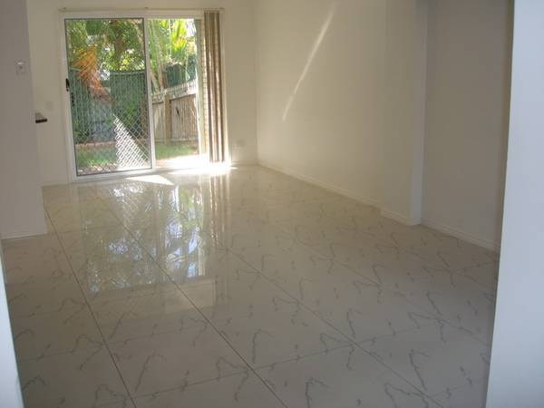 CENTRAL CBD IMMACULATE TOWNHOUSE - Make an offer today Picture CENTRAL CBD IMMACULATE TOWNHOUSE - Make an offer today Picture