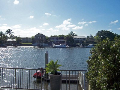 Contemporary Chic on Main River-Moor your Boat Here Picture