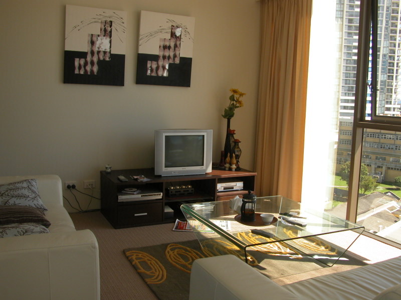 FOR THOSE WHO WANT THE BEST IN FIVE STAR LIVING Picture 3