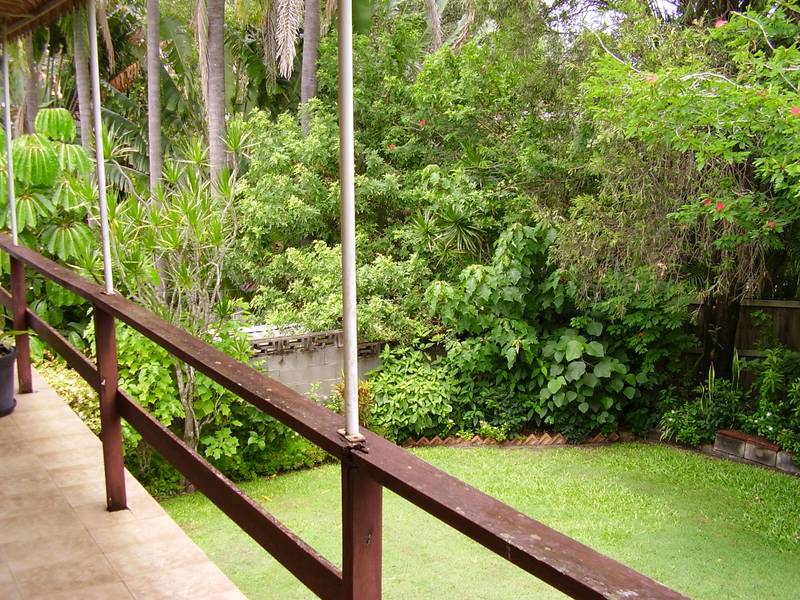 BEAUTIFUL HOUSE PLUS SELF-CONTAINED GRANNY FLAT... JUST BRILLIANT! Picture 3